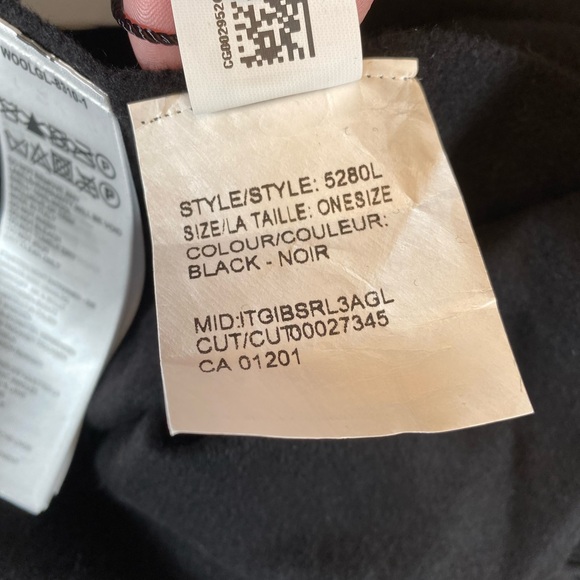 Canada Goose Ladies Solid Woven Scarf  Black - Picture 9 of 11